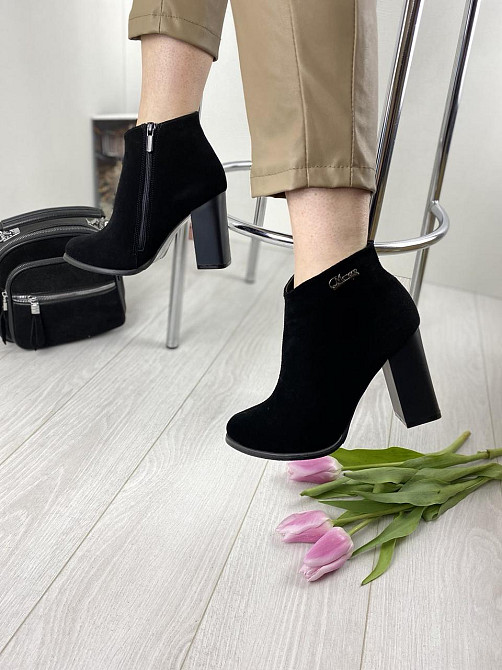 Жіночі черевики 95 чорні натуральна замша висота каблука 9см розміри 37-40 (1114) Коломия - фото 8