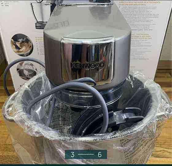 Кухонная Машина; Kenwood KWL 90 . Киев