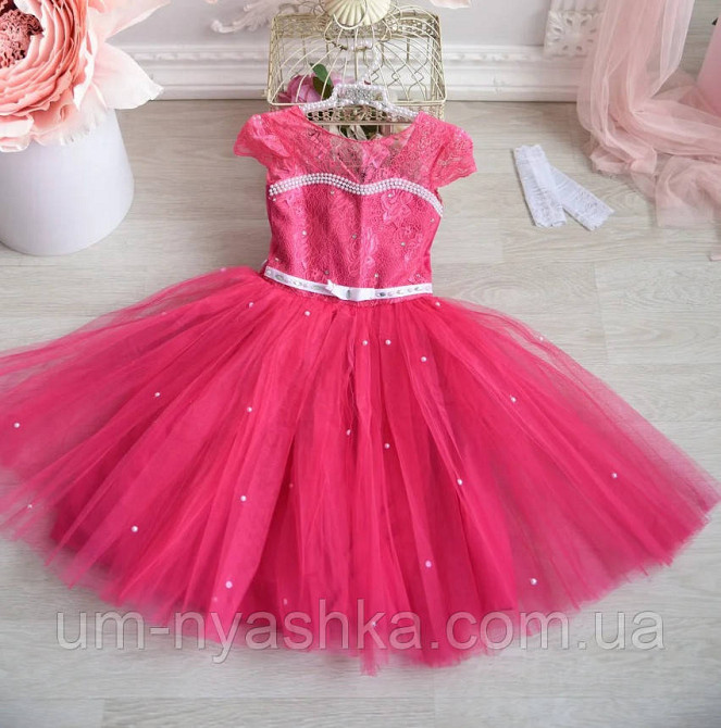 Нарядное платье для девочки 