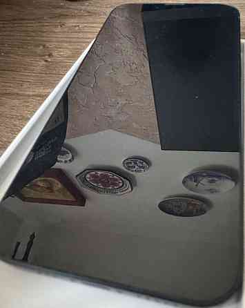 Айфон Apple iPhone 13 256Gb. Киев