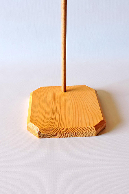 Подставка для кукол 