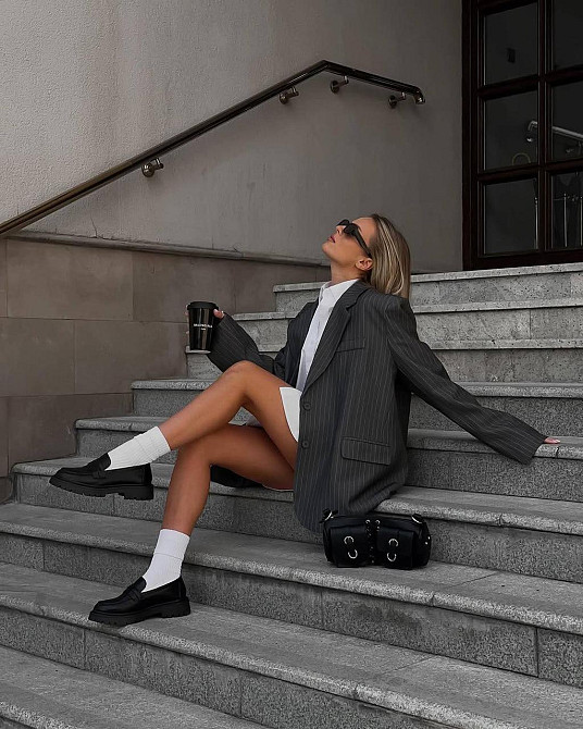 Женский классический пиджак свободного кроя в полоску костюмка Серый, 46/48 Одесса - изображение 5