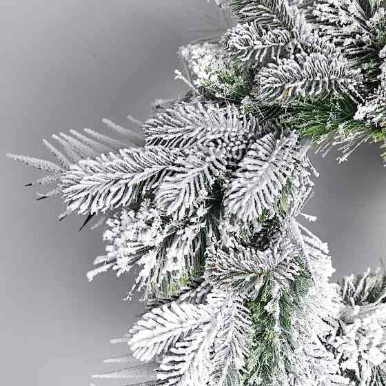 Засніжений різдвяний вінок 60 см Київ