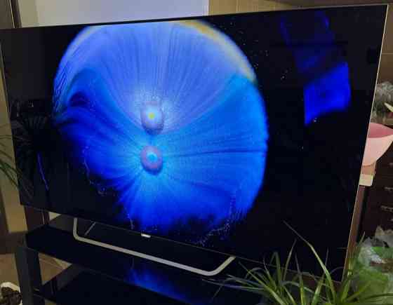 Телевизор: 65