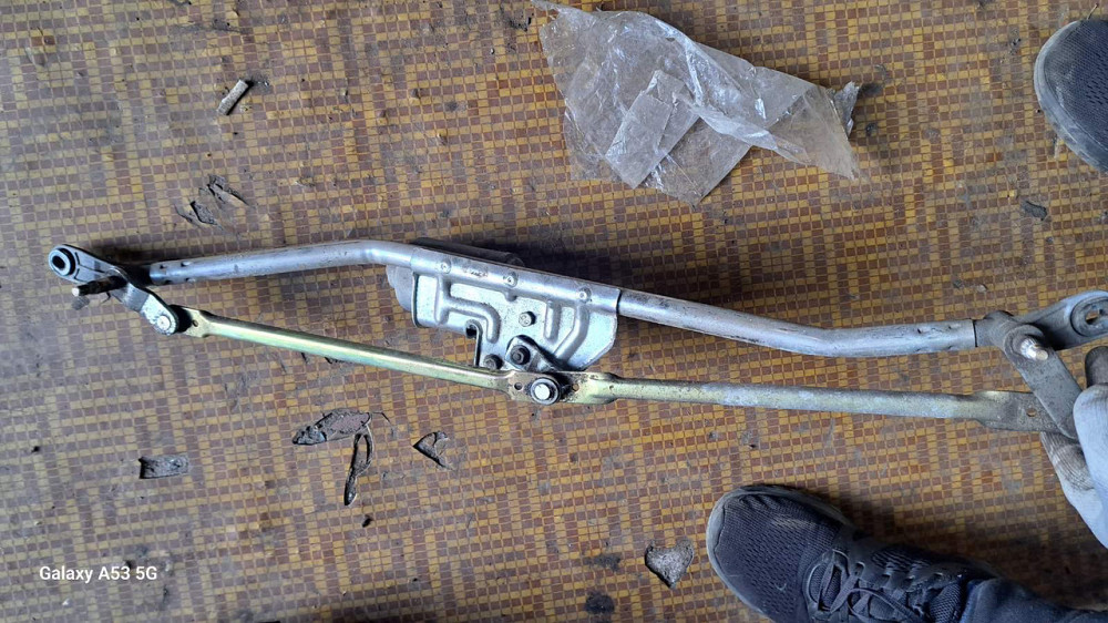 Трапеция дворников в сборе (механизм стеклоочистителя) для Chery Amulet Киев - изображение 1