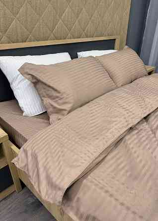 Комплект постельного белья Страйп-сатин Полуторный с простыней на резинке 140х200х25, пододеяльник 150х220, 2 наволочки 70х70 Мокко (88-206) Киев