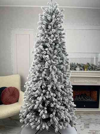 Штучна лита конусна ялинка Класик засніжена 2.6м Київ