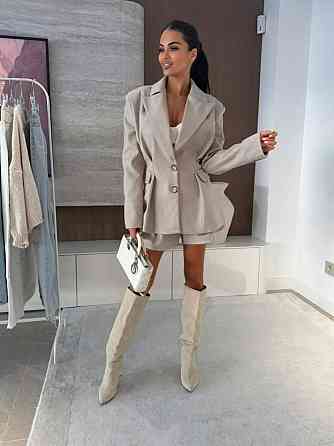 Жіночий теплий класичний костюм-двійка: піджак і шорти кашемір + підклад Бежевий, 46/48 Одеса