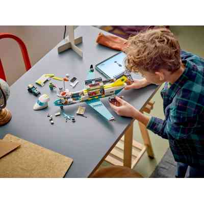 Конструктор LEGO City Літак швидкої медичної допомоги (60465) Вінниця