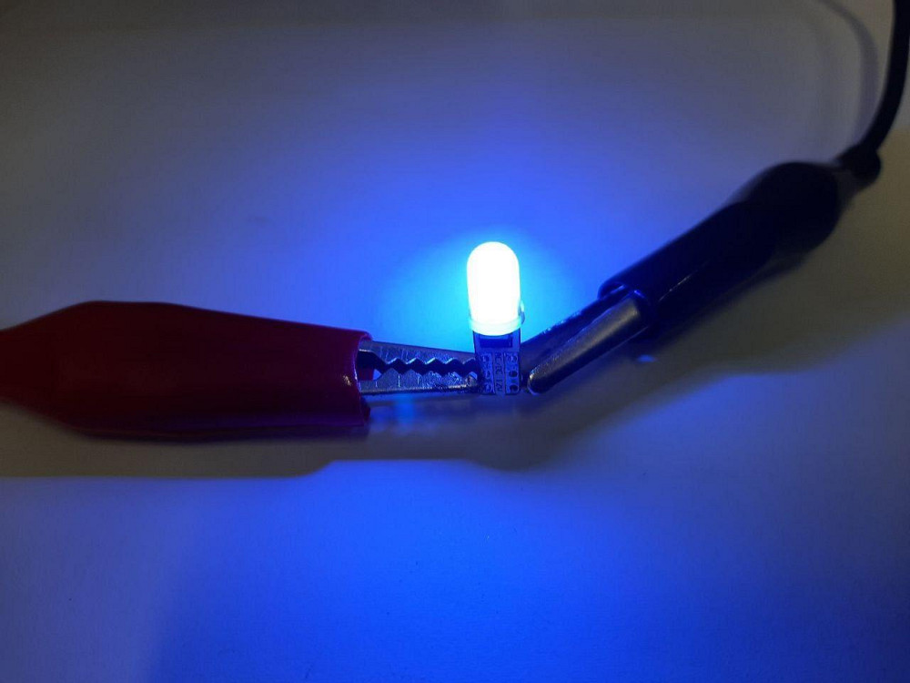 Світлодіодна лампа TBS T5 2 SMD 3014 (W1,2W) W2x4,6d панель приладів, кнопка ICE BLUE 12V Харків - фото 2