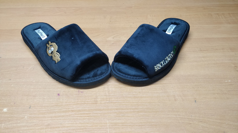 Брендовані тапочки під замовлення, Виготовлення тапочок з логотипом, нанесення логотипу Джинс Одеса - фото 14