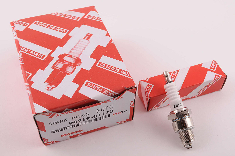 Свічка E6TC M14*1,25 12,7mm (2T скутери 50-125сс) DNS Киев - изображение 1