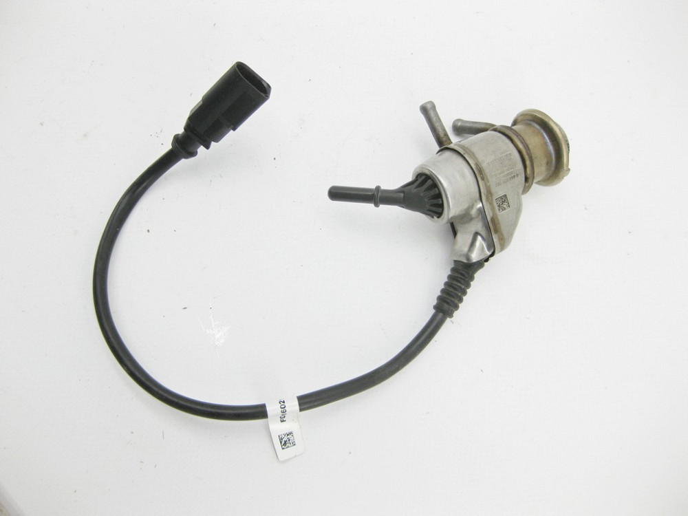 VAG  4G0131113D Форсунка для упорскування сечовини (4G0131113E) Одеса - фото 1