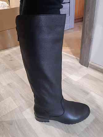 Женские зимние сапоги Б/У натуральная кожа, натуральный мех Германия (европейка) - 38 размер - стелька 24,5см Киев