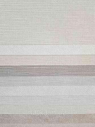 Шпалери вінілові на флізеліні Sintra Simmetria однотонні структурні тонка смужка сіро-бежеві 523650 Київ