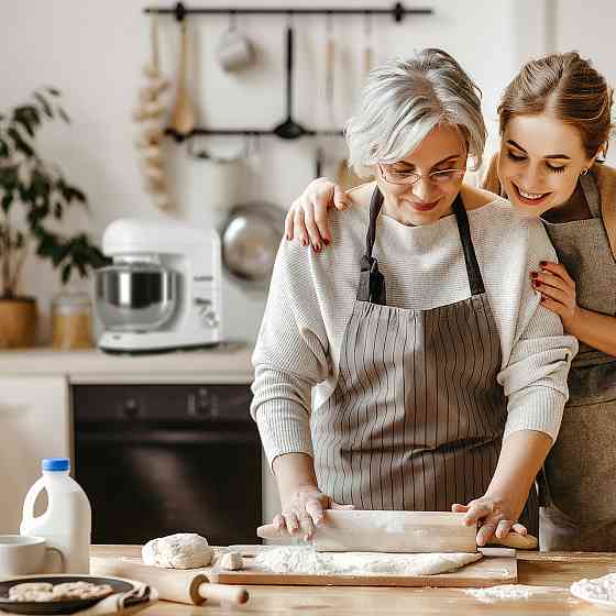 Кухонний комбайн Bella 2000 Вт/2,7 л.с., 5 л, неіржавка сталь, не містить BPA, білий (Німеччина, читати Рівне