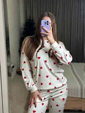 Женский уютный домашний костюм двойка с сердечками турецкий плюш-велюр Молочный, 42/44 Одесса