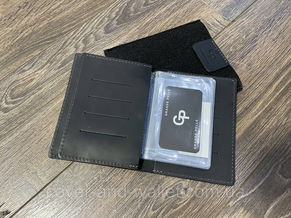 Черная кожаная обложка на права и паспорт ручной роботы Grande Pelle Киев - изображение 8