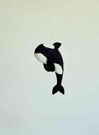 Мягкая фетровая игрушка касатка ручной работы – безопасная развивающая игрушка Киев