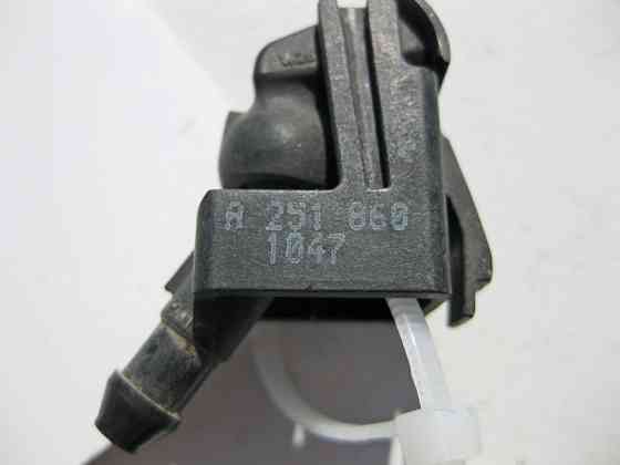 Mercedes-Benz  A2518601047 Права форсунка омивача лобового скла R-Class W251 Одеса