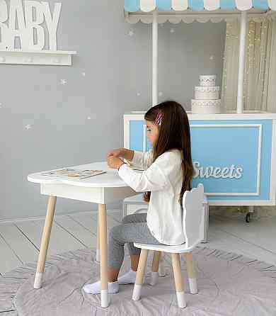 Новинка! Детский белый столик тучка с нишей и стульчик мишка белый 65480 Киев