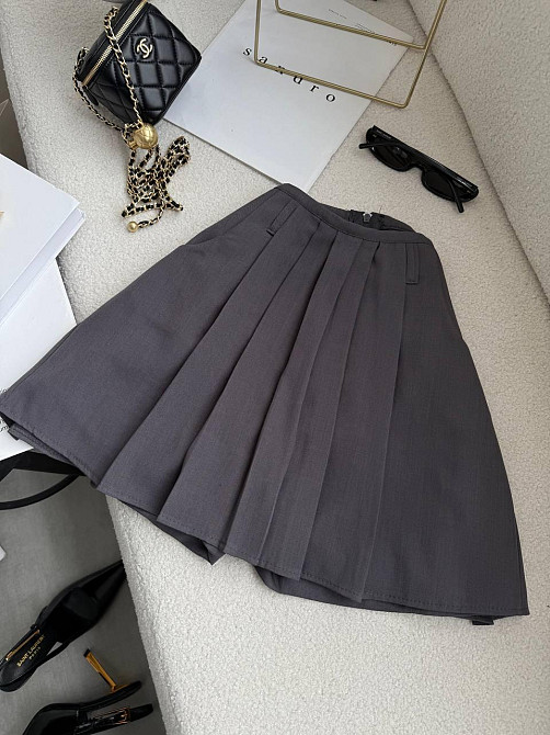 Женская базовая короткая юбка-шорты турецкая костюмка Одесса - изображение 1