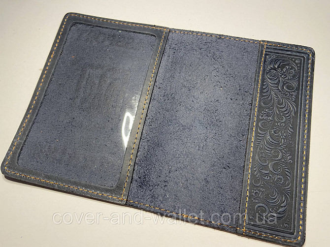 Шкіряна обкладинка на паспорт із гербом України синього кольору ST Leather Київ - фото 8