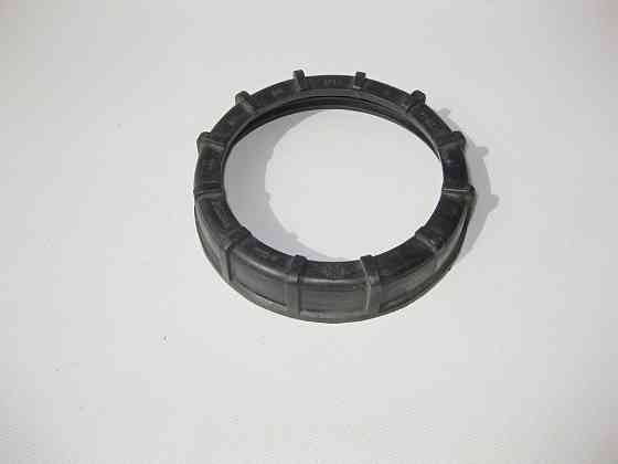 VAG  321201375A Гайка пластикова до насосного блоку на паливному баку VW Skoda Audi Seat Одеса