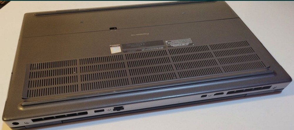 Ноутбук Dell Precision 7740 17.3 i5- 9400H / 32Gb.512Gb. RTX 3000 /RTX 2070. Київ - фото 4