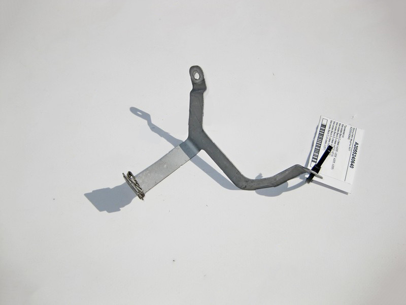Mercedes-Benz  A2055240640 Кронштейн захисту АКПП правий C-Class W205 E-Class W213 C238 CLS C257 Одесса - изображение 2