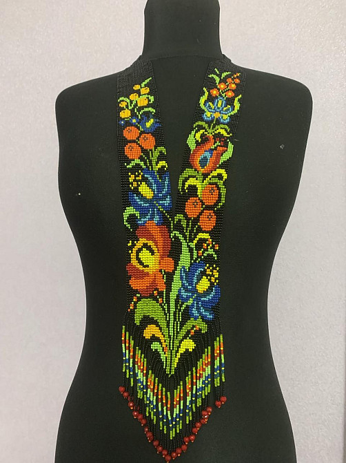 Гердан «Петрик в черном» из бисера Коломыя - изображение 1