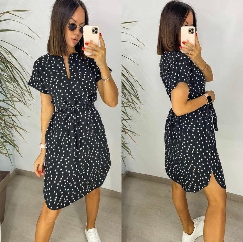 Легкое летнее платье в горошек 