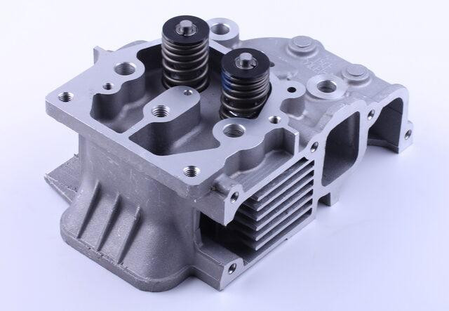 Головка блока в зборі/КАМА (під 2 болти) — мотоблок 186F Мукачево - фото 1