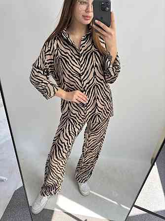 Жіночий шовковий костюм із штанами Бежевий Зебра M/L Харків