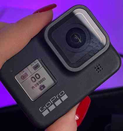 Екшн-камера GoPro Hero 8 із зарядною станцією. Харків