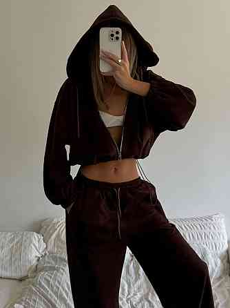 Женский базовый костюм двойка: кофта и брюки замша Шоколад Одесса