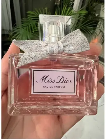 Женская парфюмированная вода Miss Dior Cherie 100 мл с магнитной лентой Коломия