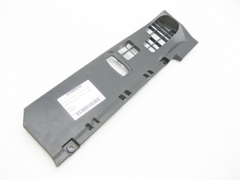 Mercedes-Benz  A1766800106 Обшивка простору ніг переднього пасажира CLA Shooting Brake X117 CLA C117 GLA X156 A-class W176 Одесса - изображение 3