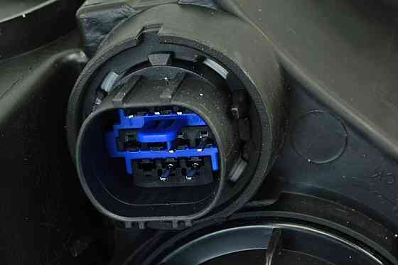 Фара Elantra 6 AD (2016-2018) галоген линзованная (ручной корректор) правая Хюндай Мукачево