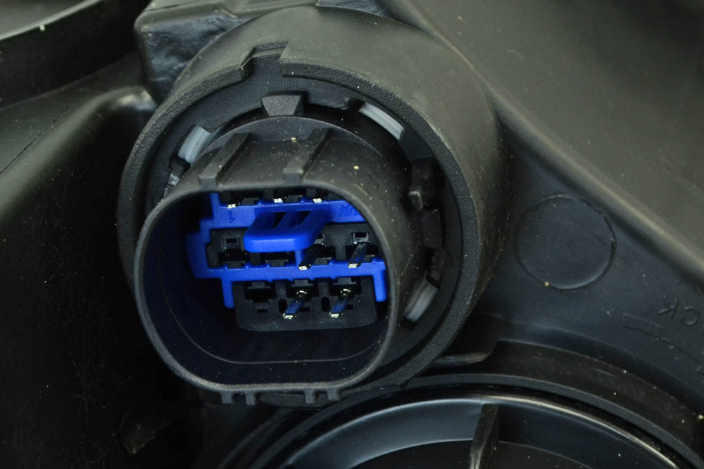 Фара Elantra 6 AD (2016-2018) галоген линзованная (ручной корректор) правая Хюндай Мукачево - изображение 2