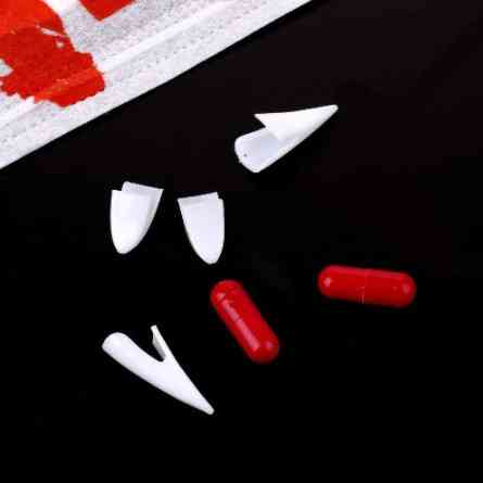 Зуби вампіра та штучна кров one size різнобарвний Київ