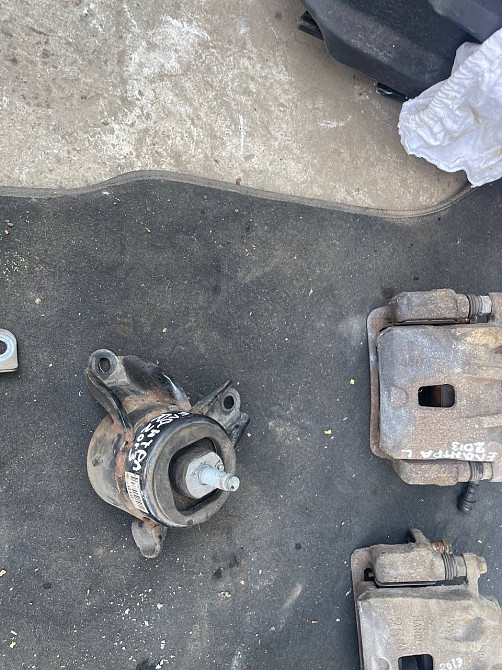 Подушка двигуна Hyundai Elantra 2011-2015 Київ - фото 1