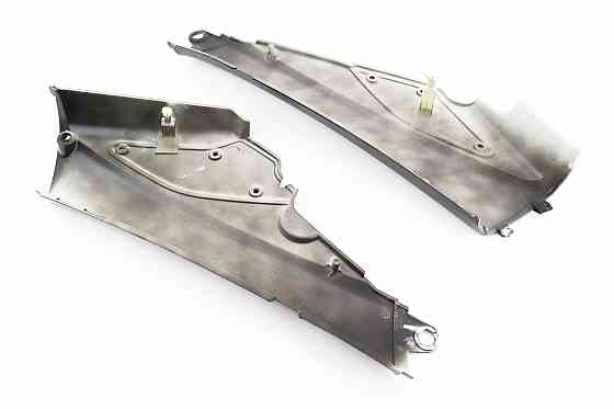 пластик - бічний середній лівий, правий к-кт 2шт, ЧОРНИЙ ГЛЯНЦЕВИЙ Київ