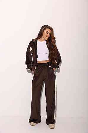 Жіночий велюровий прогулянковий костюм з контрастними вставками Одеса