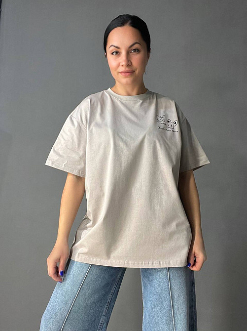 Футболка жіноча A-N 2358 оверсайз з малюнком тварин на спині, сірий, one size Київ - фото 1