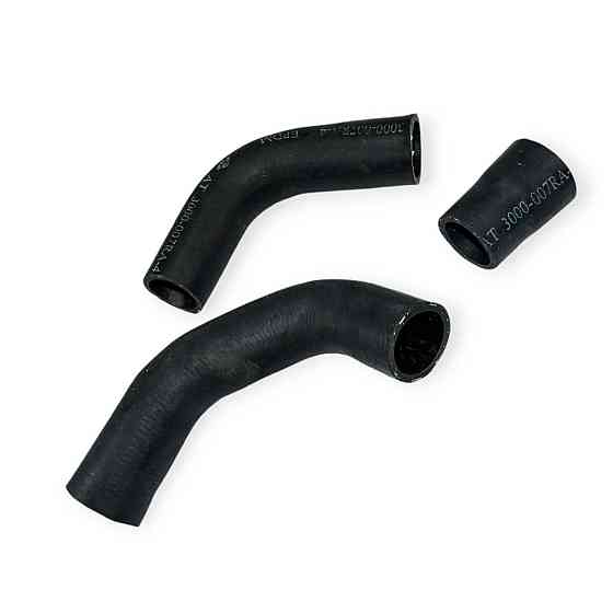 Патрубок 2105 медн.рад. (AT) + хомуты радиатора Мукачево