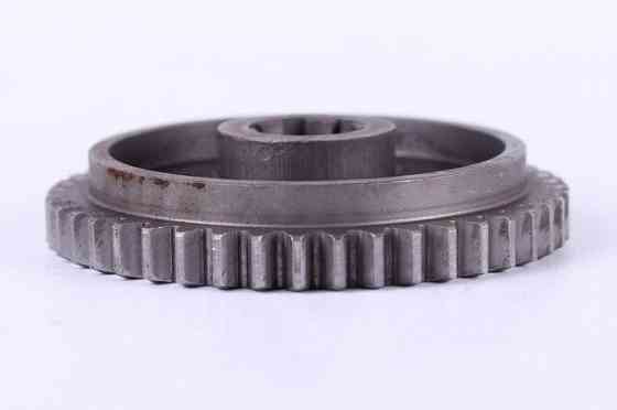 Шестерня ведомая передней/задней передачи Z-43 на КПП/6 Мукачево