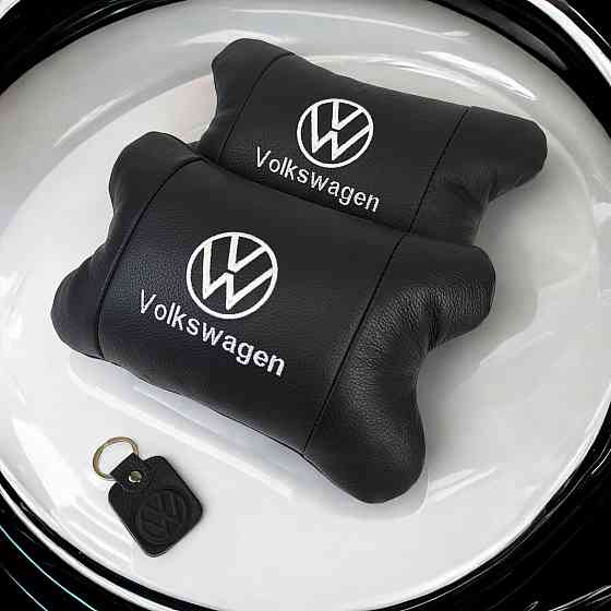 Набір автоподушок 2шт на підголівник Volkswagen з натуральної шкіри чорні + брелок у подарунок Київ