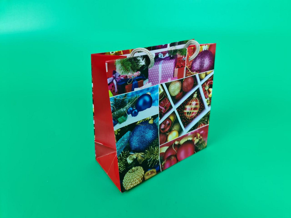 Новогодние, бумажные ,подарочные  пакеты с ручкой Чашка 16/16/8-001 (12 шт) Харьков - изображение 1