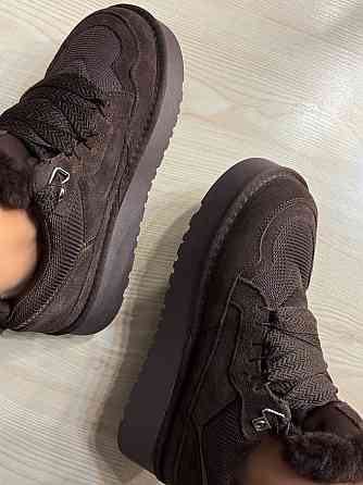 Черевики жіночі Hengji 275-4 уггі замшеві на платформі з хутром коричневі, 38, 24 см Київ